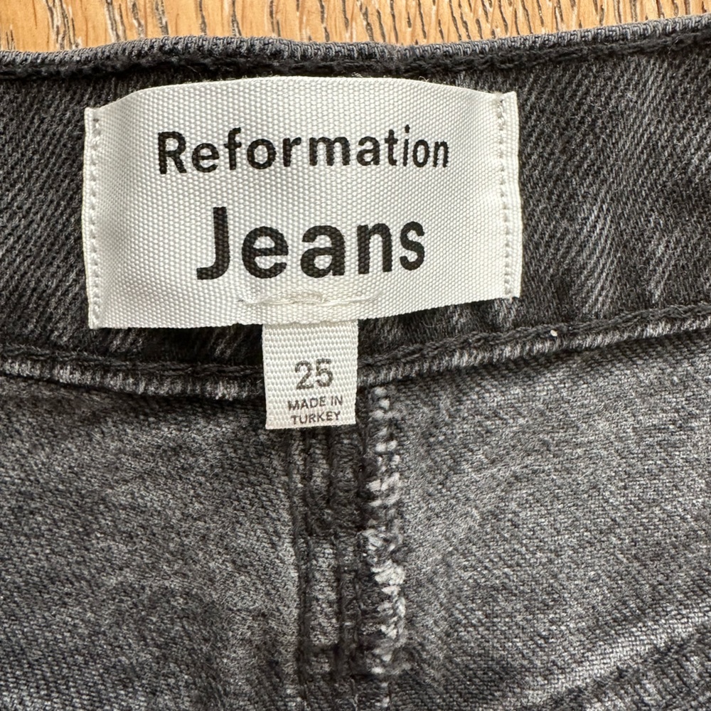 NWOT Reformation Gray Denim Jean Skirt Sz 25 - Picture 5 of 5